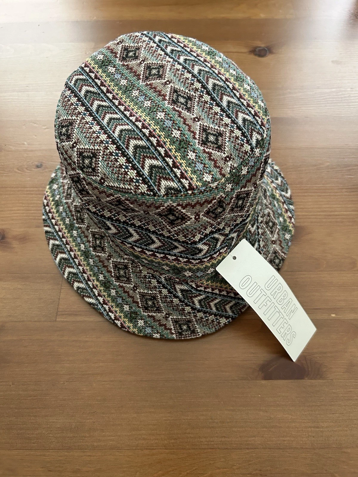 NWT Men’s Urban Outfitters Tapestry Bucket Hat O/S Paisley Mosaic Jacquard Print