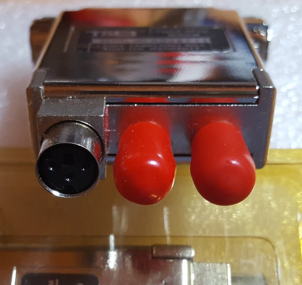 T&B DCE Compatible Female RS-232-C Fiber Optic Modem Thomas & Betts 94812FP - Image 3 of 4