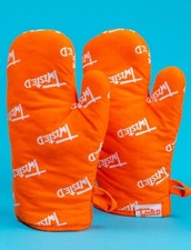 1 Pair Twisted Mitts, Oven Gloves, Heat Resistant, One Size, Orange