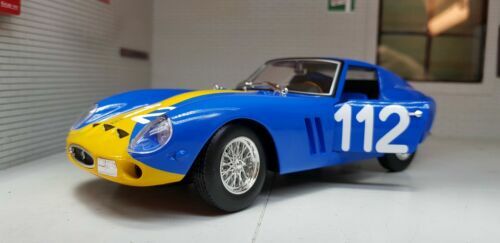 Ferrari F575 GTC Fia Gt Zhuaï 2005 - Red Line Models 1/24