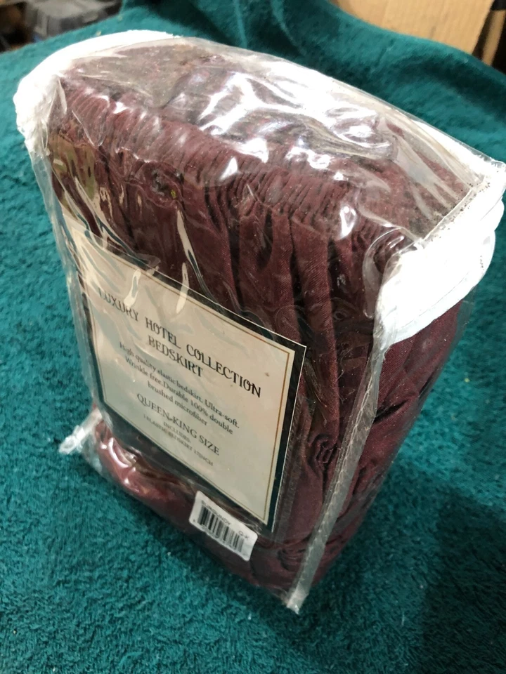 Falda de cama MK Home Luxury Hotel Collections, Borgoña nueva en caja Foto 3 de 3