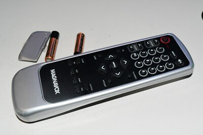 MAGNAVOX 98TR7SW-1NE-MNF REMOTE for 15MF400T 15MF400T/37 15MF400T37 TESTED W BAT