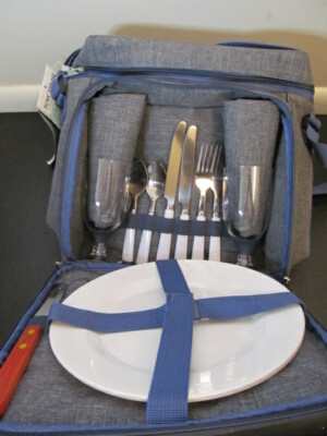 Home Essentials Picnic Tote Bag with Dinnerware Service for Two, Gray