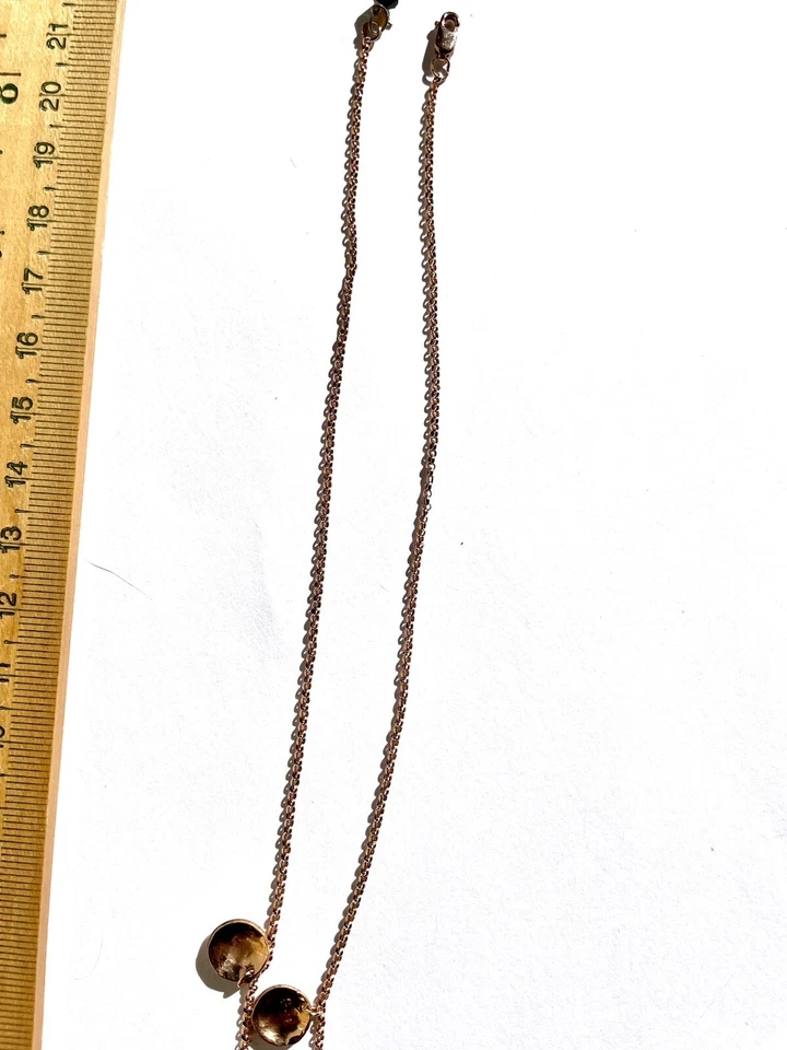 Collar de disco relleno de oro rosa de 14 K cadena Rolo Foto 4 de 4