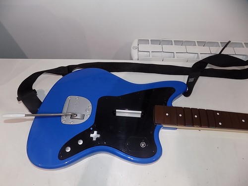 Harmonix Rock Band Wireless Fender Jaguar Blue Guitar Controller Sony PS4 FAULTY - Picture 2 of 8