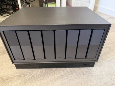 Zettlab D8 Ultra AI NAS 8-Bay - 32GB DDR5