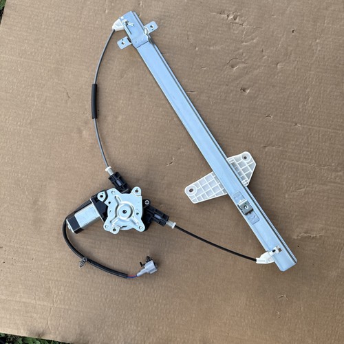 2004-2015 Nissan Titan Armada Rear Right Power Window Regulator w/ Motor - Picture 3 of 5