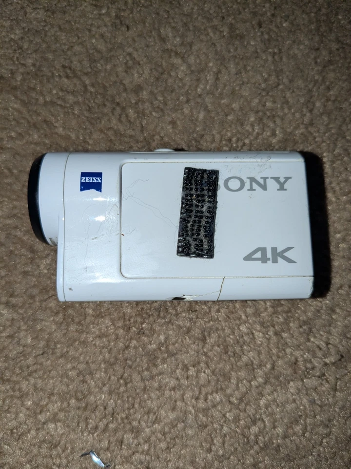SONY FDR-X3000 Sports and Action Camera - White - Image 2 of 4