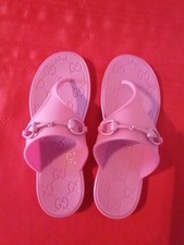 Gucci Women s GG Minorca Thong Sandals Candy Mousse Rubber Sz 37 US 6.5-7