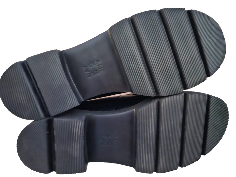 Mocasines Naturalizer Cabaret con suela negra - para mujer talla 9M Foto 3 de 4