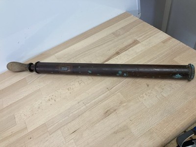 Vintage Gartenspritze aus Messing und Holz