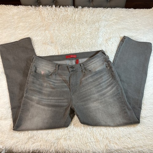 Guess Men's Lincoln Slim Straight 