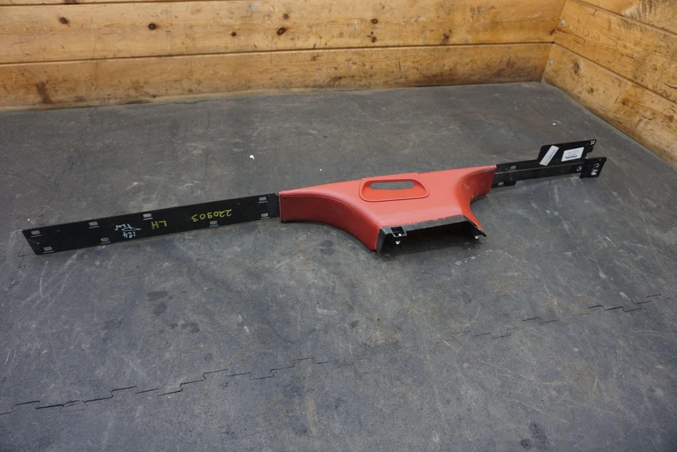 Left Lower B Pillar Sill Cover Trim Red 36A853387 36A853369B Bentley Bentayga - Image 3 of 4