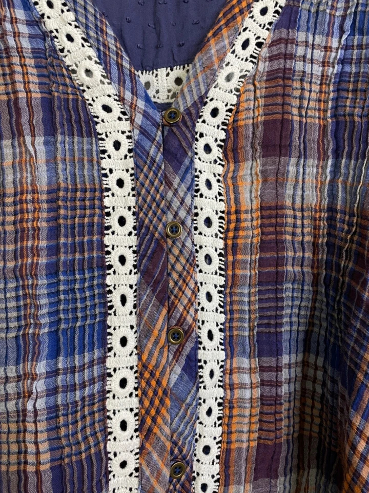 Vestido Holding Horses Cuadros Manga Larga Botones Cuello en V Boho Hi Lo Para Mujer Grande Foto 4 de 4