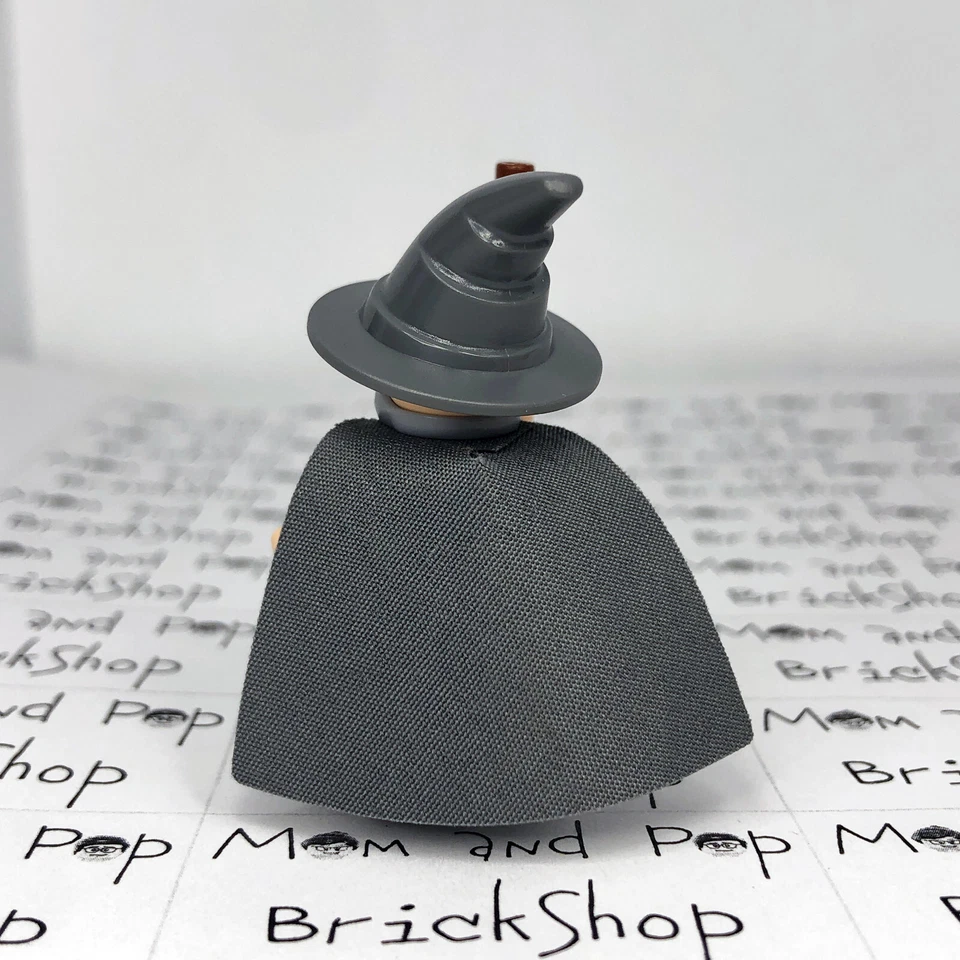 LEGO Властелин колец Гэндальф серый с посохом и плащ из набора размеров - Изображение 3 из 4