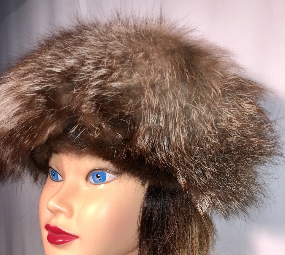 VTG Raccoon Fur Hat Sz 6 *BUNDLE & SAVE* $1 SHIPS MORE - Image 3 of 4