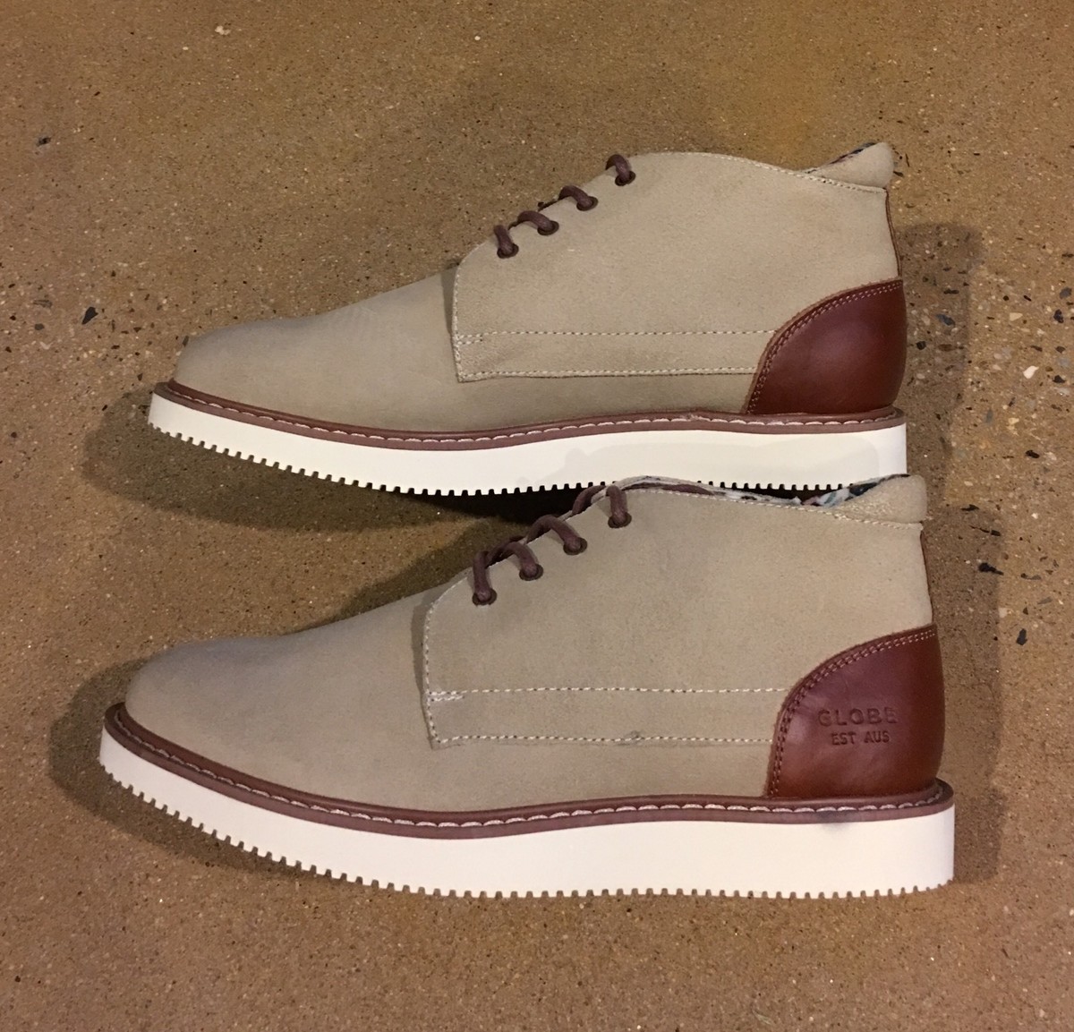 Globe Australia Daley tan suede chukka boots / shoes Size 8 Men main image 3