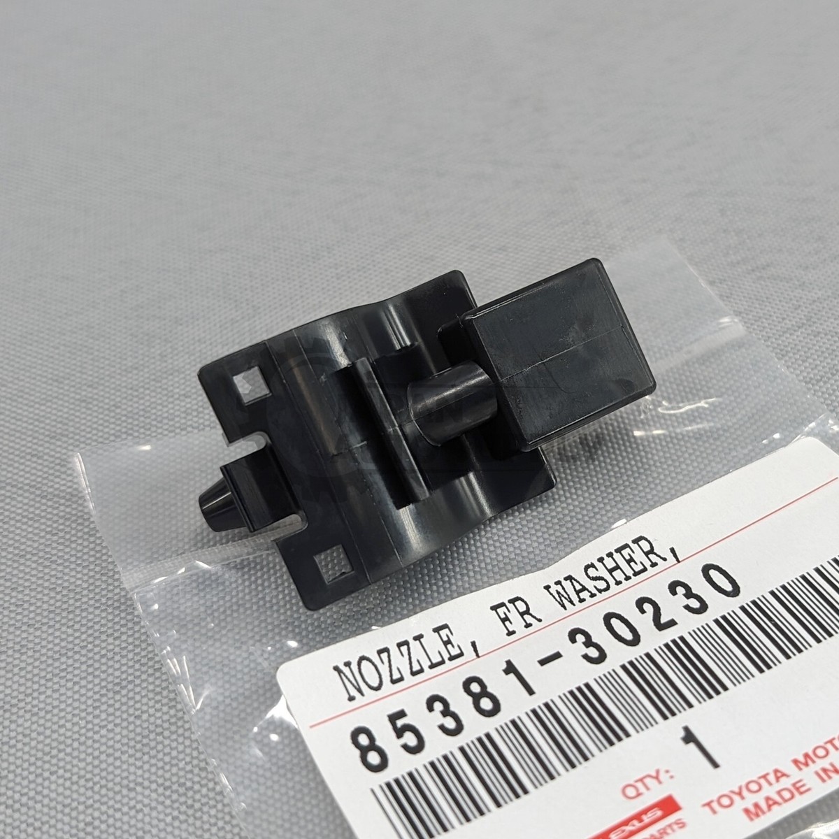 OEM GENUINE TOYOTA HIGHLANDER TACOMA RAV4 WINDSHIELD WASHER