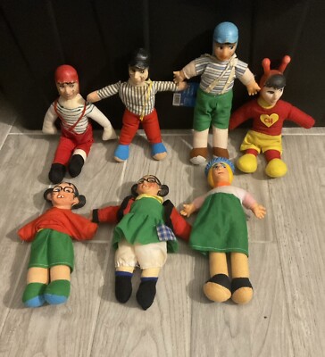 Vintage Chavo Del Ocho 12  Dolls -Lot Of 7