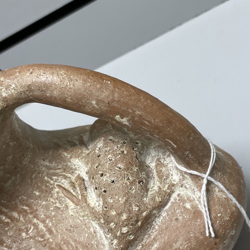 Vintage Effigy Pottery Pitcher Pot With Lizard Design - Arizona - Picture 12 of 16