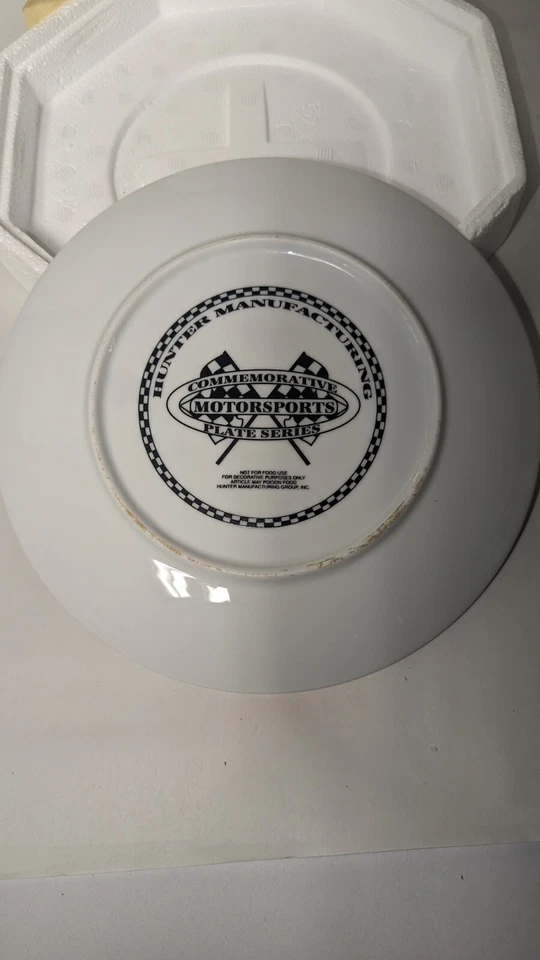 NASCAR Rusty Wallace #2 Miller Genuine Draft Racing Team Decorative Plate VGC - Image 3 of 4