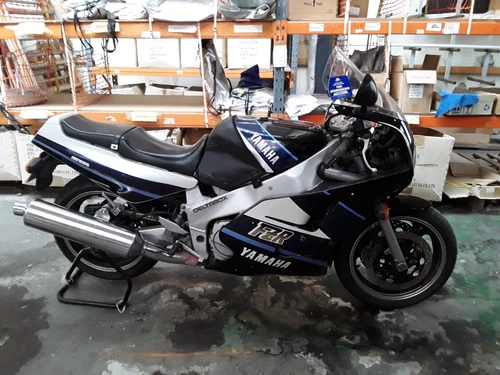 Yamaha FZR1000 Exup Genesis - 1990