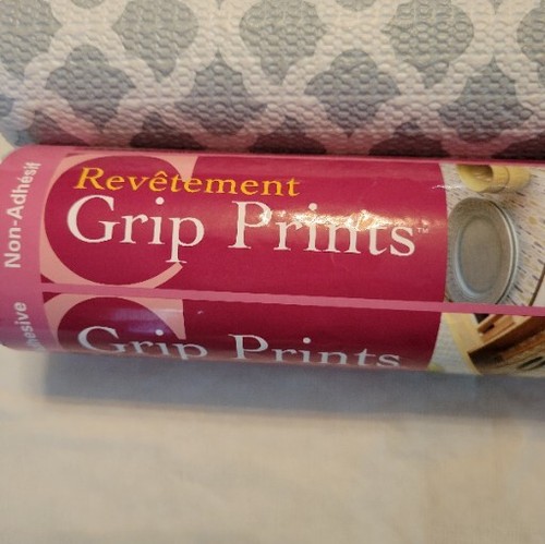 CON-TACT 18" x 8' NON-ADHESIVE GRIP PRINTS LINER-WASHABLE & STAIN RESISTANT-GRAY - Picture 2 of 4