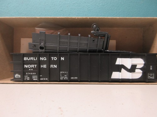 ROUNDHOUSE ho BN 50' THRALL GONDOLA #1645 NOS