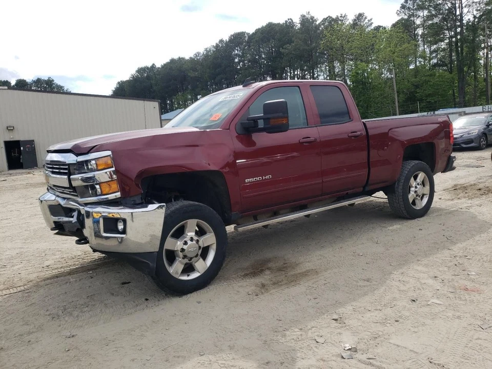 Used Brake Master Cylinder fits: 2016 Chevrolet Silverado 2500 pickup  Grade A Foto 2 de 4