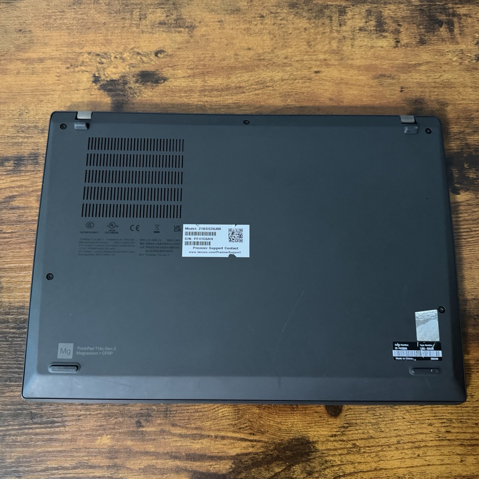 Lenovo ThinkPad T14s, 14-Inch Laptop, with Intel Core i5 12th Gen., 512 GB SSD (Solid State Drive), Windows 11 Pro