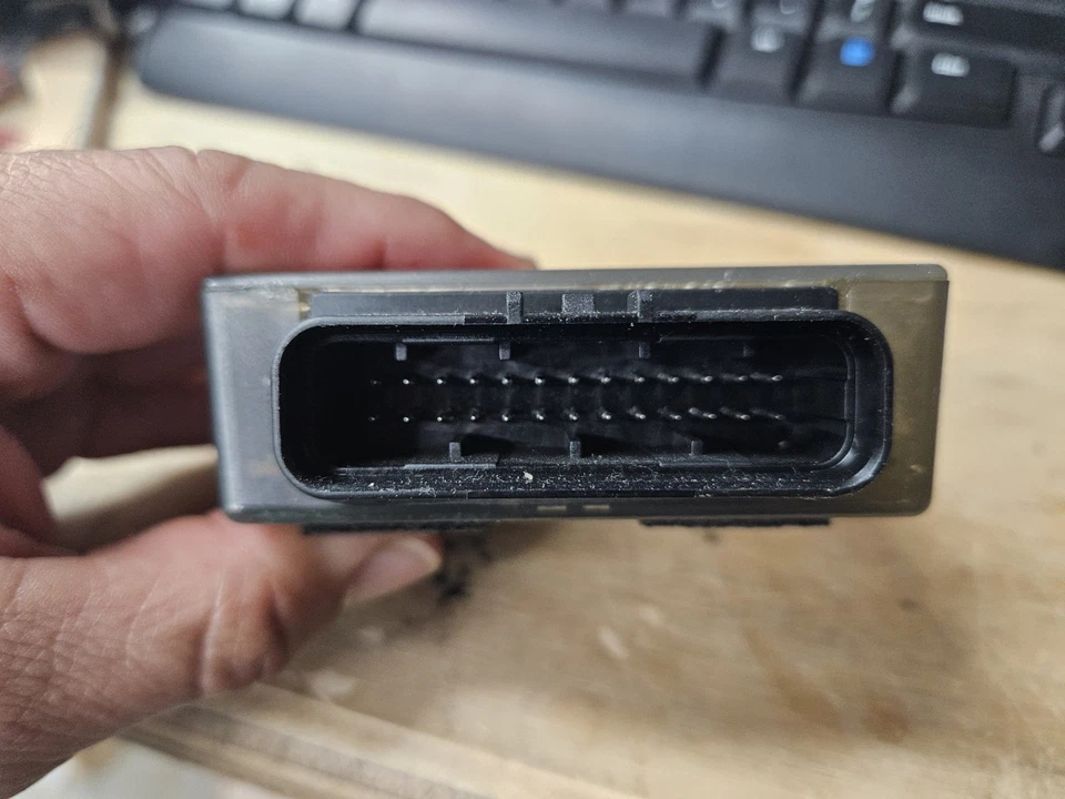 Módulo de control de crucero Indian Scout And Victory Octane MC Foto 4 de 4