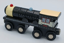 Maison Joseph Battat Train Engine Compatible w Thomas Friends Brio Rail Track