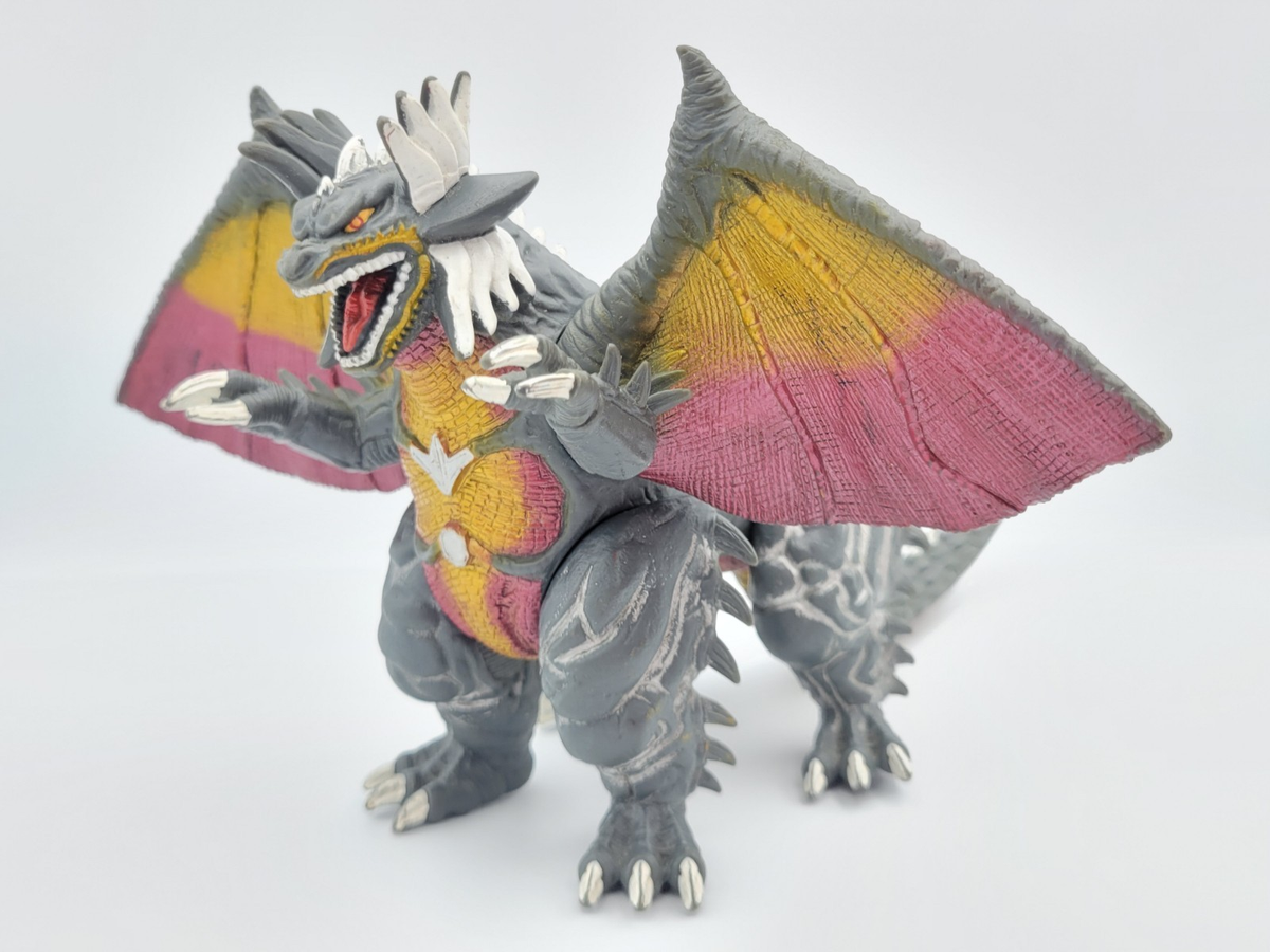Zogu Ultraman Gaia Ultra Monster Series DARK VAR 1999 Kaiju Zog
