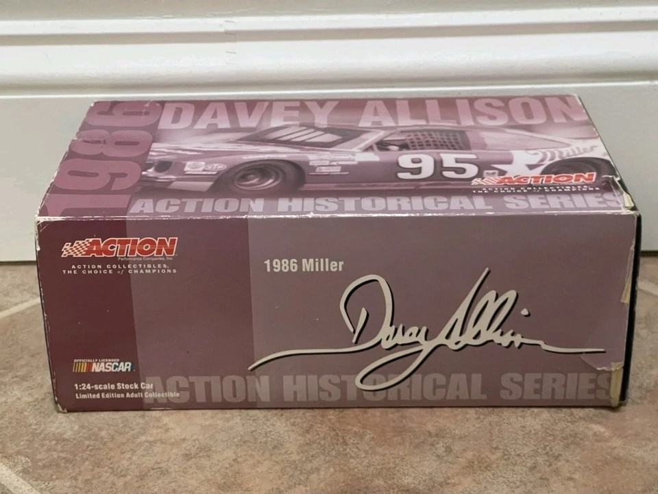Chevrolet Nova 1986 Davey Allison Miller High Life acción histórica NASCAR 1/24 Foto 3 de 4