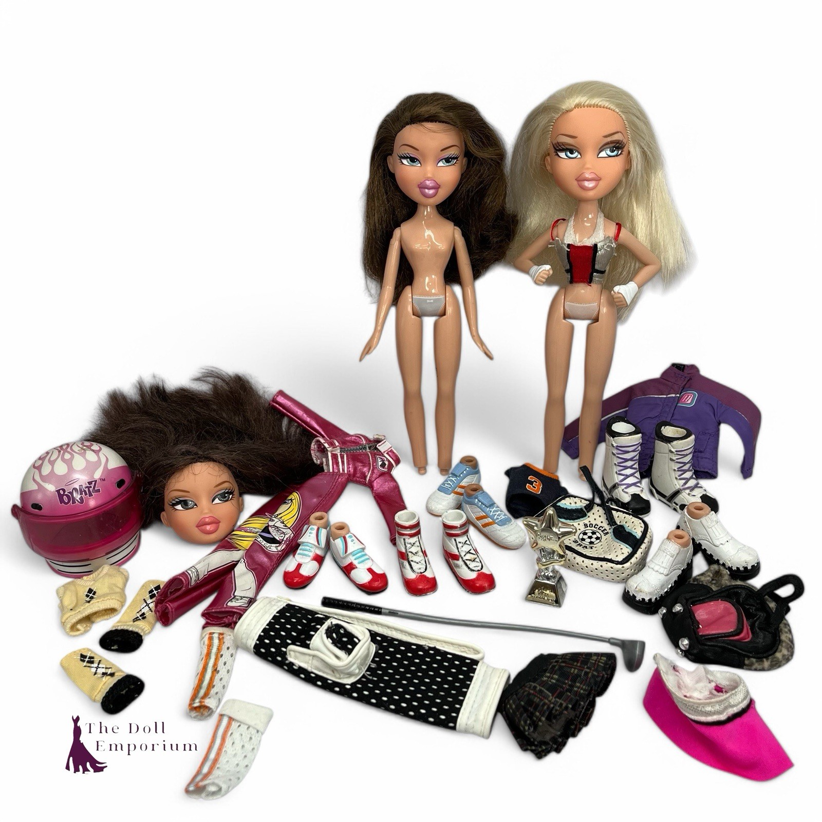 Bratz 9体(セット売りのみ可) Bratz Doll Bundle - Play Sportz - Pheobe, Cloe, Katia, Extra