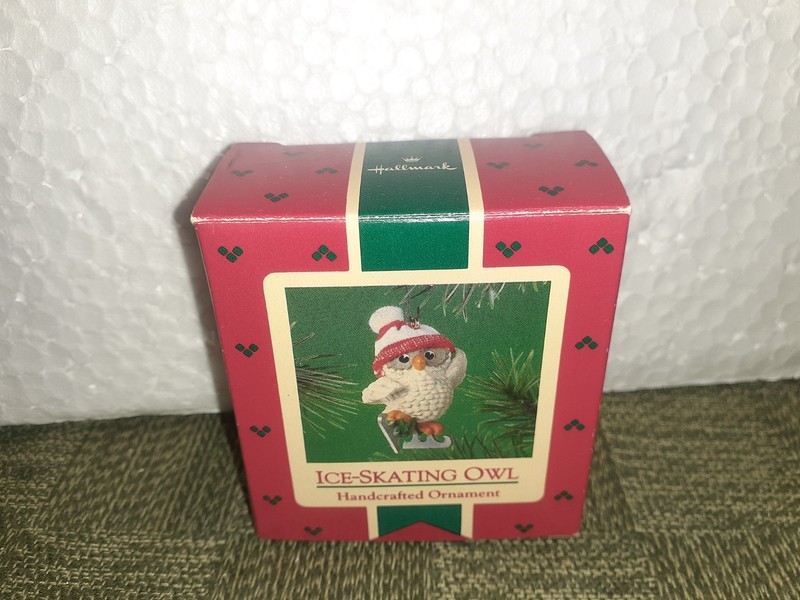 NEW Hallmark '85 ICE SKATING OWL Christmas ORNAMENT Never Displayed WAY 2 Cute!
