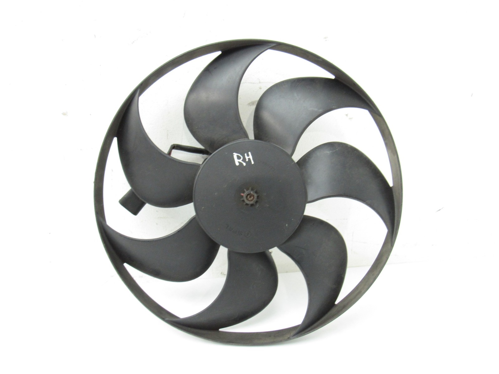 Maserati Quattroporte 2003-2012 Right Fan blade