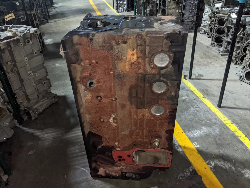 Engine Cylinder Block For 06-07 Dodge Ram 2500 5.9 Diesel - Image 4 of 4