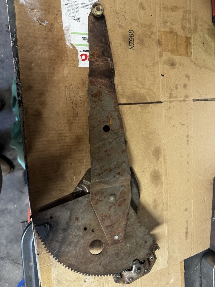 Chrysler Cordoba 1975 1976 1977 regulador puerta delantera derecha Foto 2 de 3