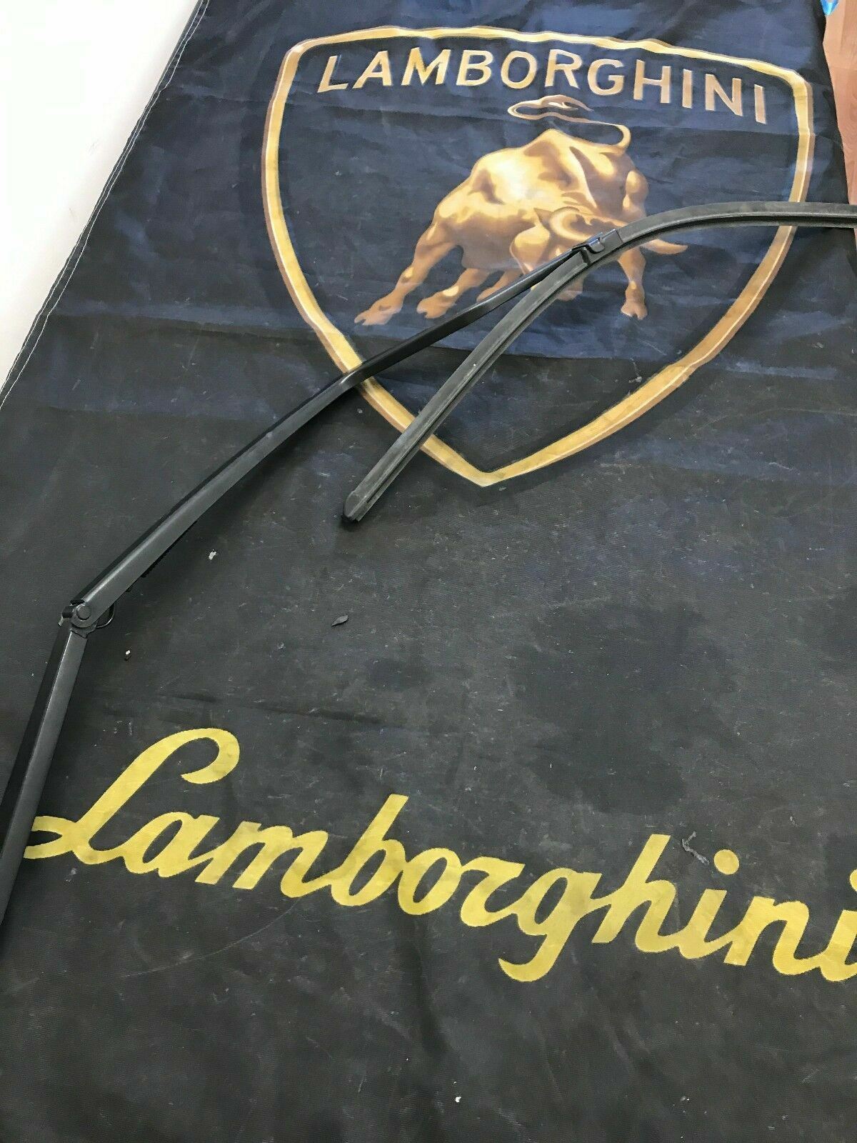 LAMBORGHINI GALLARDO LP550 560 570 RIGHT SIDE WIPER ARM W/ BLADE OEM 401955408B