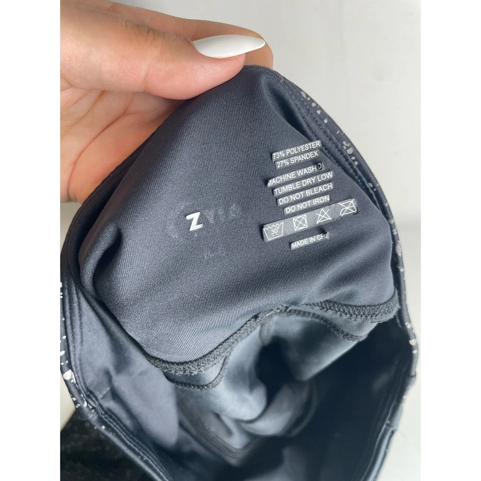 Zyia Active leggings Reflective Pocket Light n Tight Hi-rise 7/8 24" size S 4-6 - Image 3 of 4