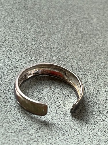 925 Marked Simple Ridged Silver Band Adjustable Toe Ring Currently Size 7 – top - Picture 6 of 6