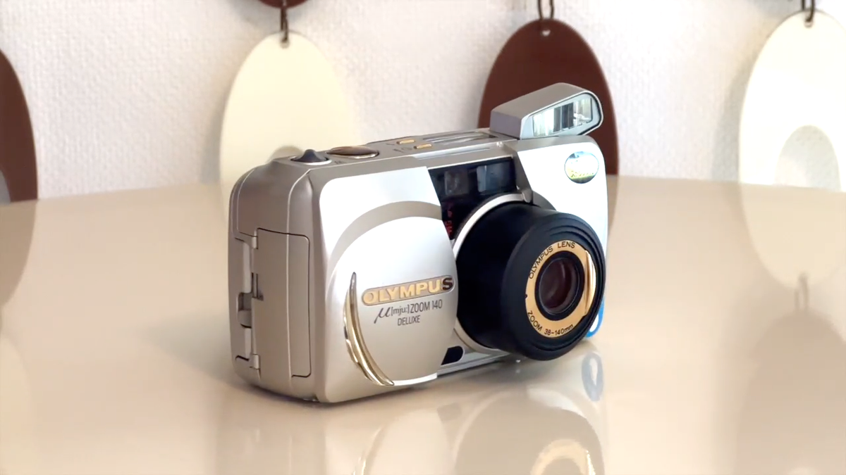 Near Mint】 Olympus μ mju Zoom 140 DELUXE Point&Shoot Film Camera