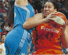 BRIONNA JONES Signed 8 x 10 Photo WNBA Basketball CONNECTICUT SUN Free Shipping