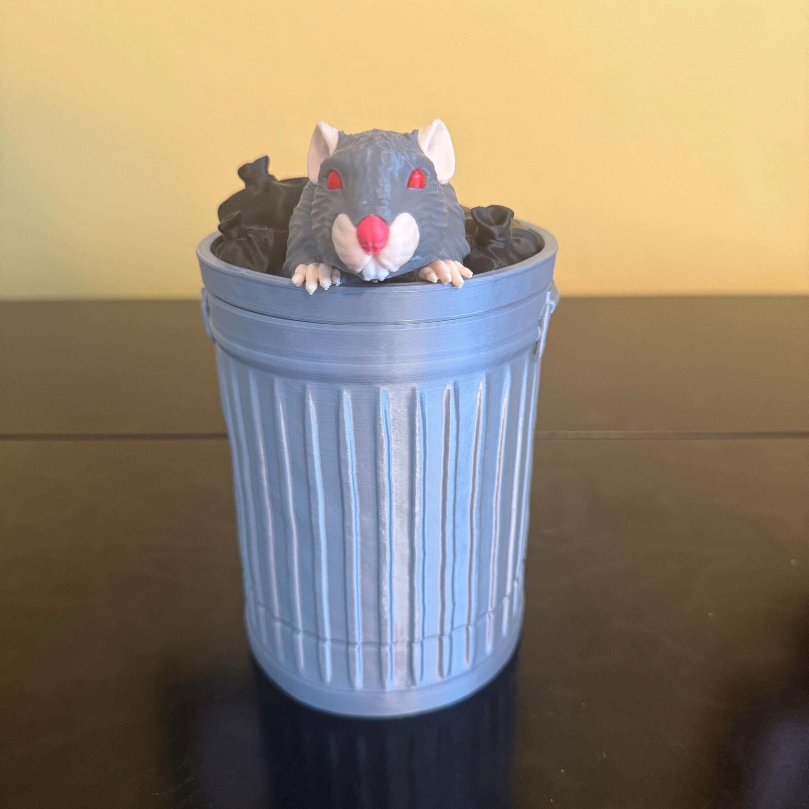 Rat-themed MTG deck box holds 100 cards for Pokemon YuGiOh Commander