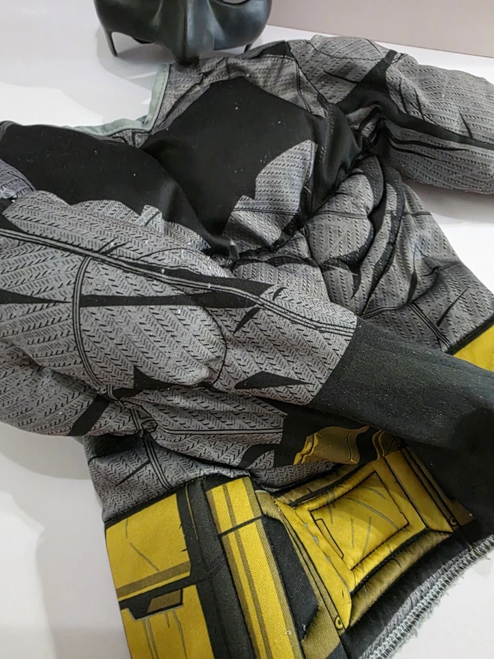 Batman Muscle Chest Boys Toddler/Child Halloween Costume No Cape 4T - Image 3 of 4