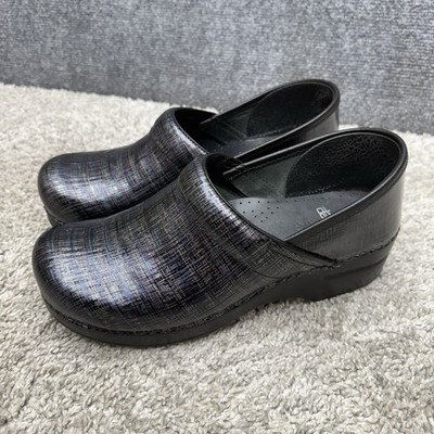 Dansko Clog shoes slip on women's size 40 (9.5/10)