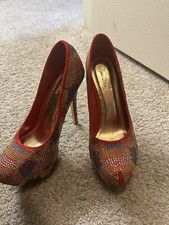 heels size 10