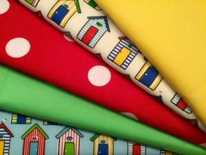 Details About Fat Quarters Bundles Dressmaking Fabric Craft Bunting Sew Beach Hut Spots Yellow