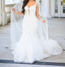 Eve Of milady wedding dress Street size 8 Or 14 Boutique De voile Cathedral Veil